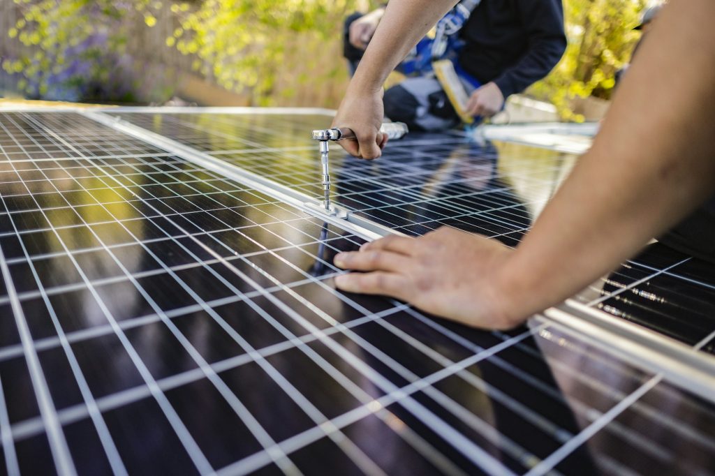 zonnepanelen kmo